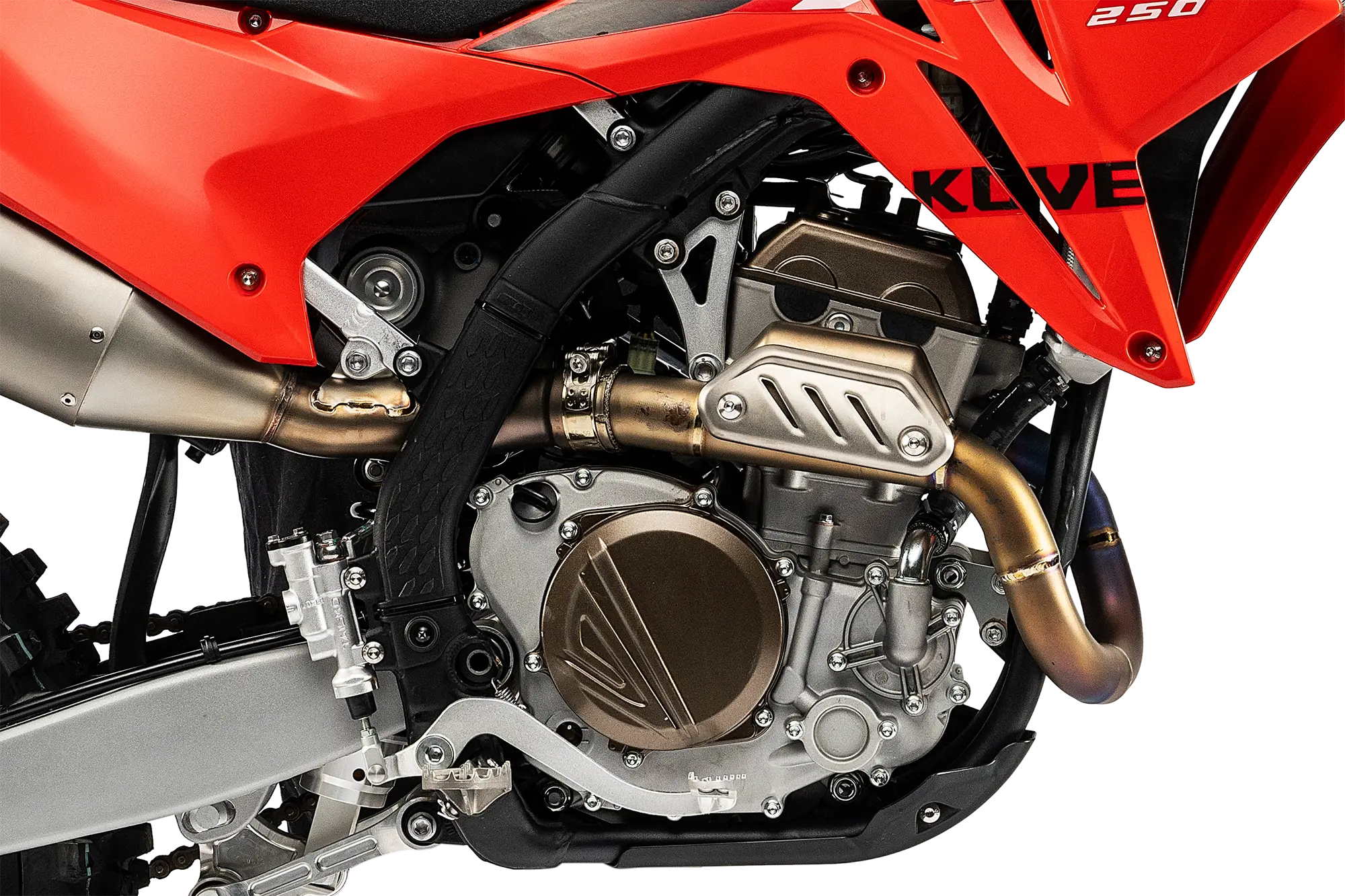 20251023-KOVE-MX250-Roja-detalle-7